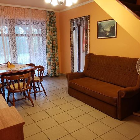 Erika Vendeghaz Centrumban Balatonkeresztur Exterior photo